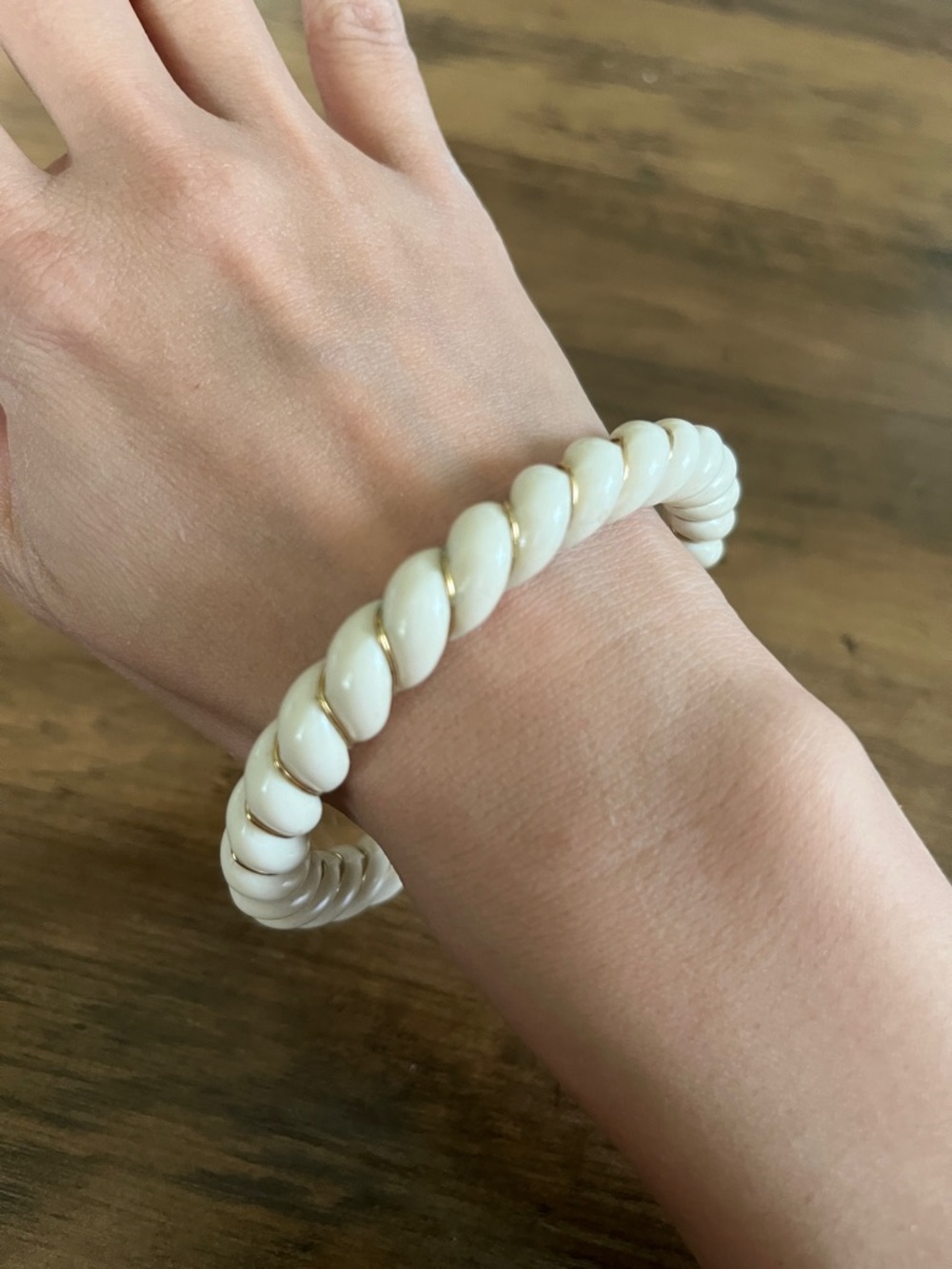 Elegant Cream Twisted Bead Bracelet - Women's Jewelry